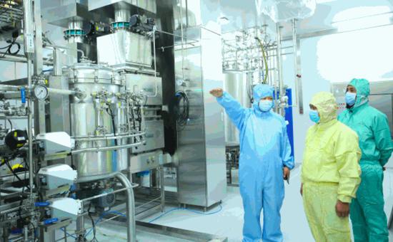 中國建成全球最大新冠疫苗生產(chǎn)基地，引領(lǐng)生物制藥產(chǎn)業(yè)新發(fā)展